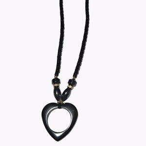 Elegant Black Acrylic Heart Beaded Pendent Statement Necklace Fashion Jewelry